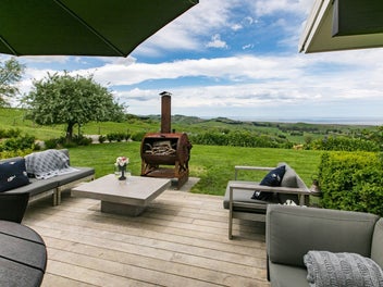 Sunrise & Sea Views -Bliss!