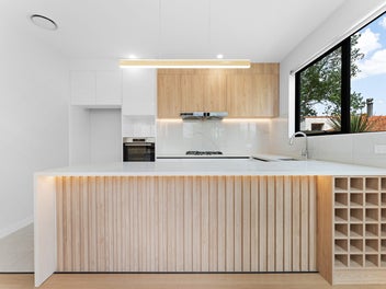 Golden Location - Standalone - 2 Ensuites