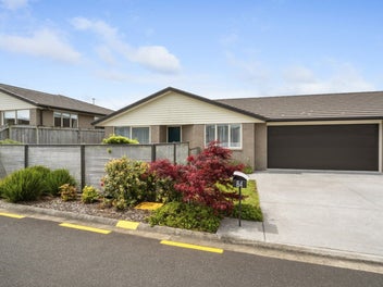 Perfect for Retirees or a Lock-and-Leave Lifestyle