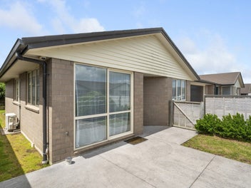 Perfect for Retirees or a Lock-and-Leave Lifestyle