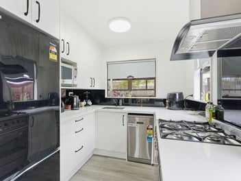 Cul-de-Sac Charm Awaits