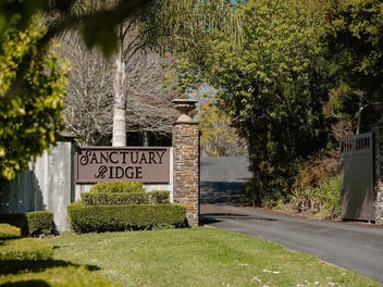 Priced well below replacement - exceptional buying