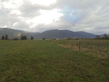 off grid farmlet