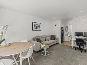 Must Be Sold Before Christmas!