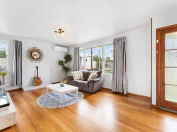 Charming Home on a Generous 1123sqm Section