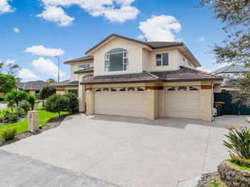 Prestigious Corner Luxury Home