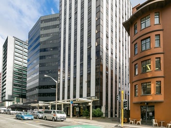 CBD Living Or Investment - Motivated Seller!