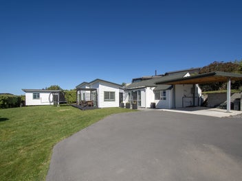 Out of Town Owner is Ready to Say Goodbye!