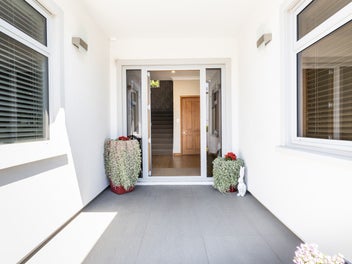 Modern and Spacious Prime Village Location