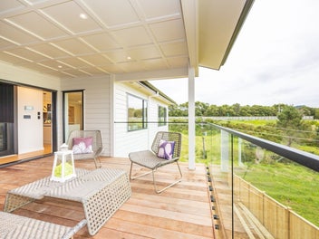 UNBEATABLE VALUE - BRAND NEW IN ARRAN HILL