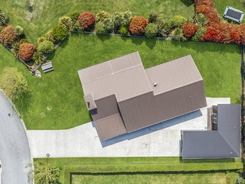 Cul-de-Sac Comfort with a Sleepout