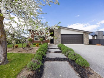 Family Favourite in Meadowstone