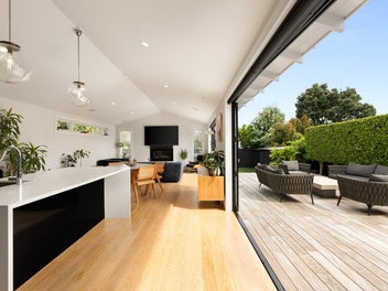 Grey Lynn Living. Sun. Style. Simplicity.