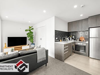 Peaceful Living, Prime Location!