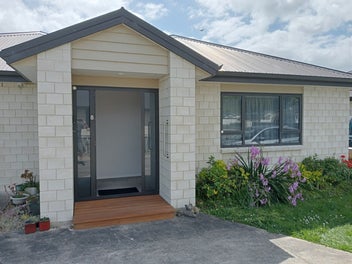Well Appointed Townhouse, Te Aroha
