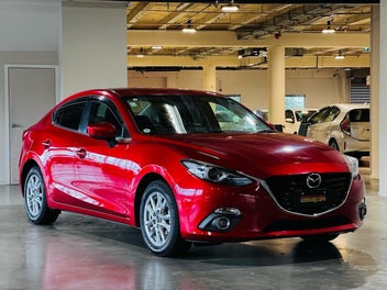 2014 Mazda Axela Hybrid S