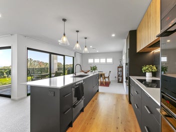 VIEWS AND EFFORTLESS LIVING