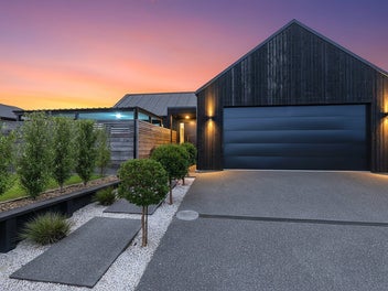 * UNDER OFFER * Smart, Future-Ready Living