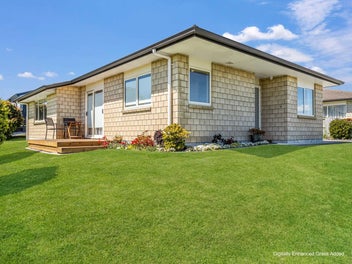 Immaculate & Move-In Ready!