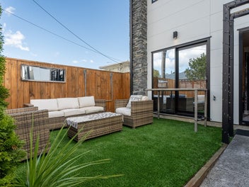 A Change in Circumstances - Motivated to Sell.