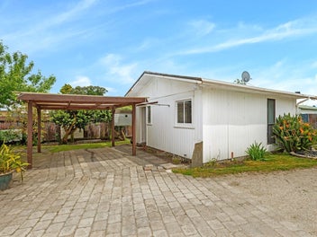 OVER 7% RETURN HERE - Home and Legal Granny Flat!