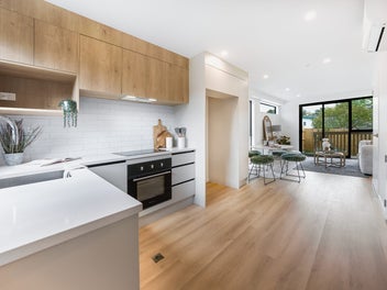 Freehold, Modern, and Move-In Ready!