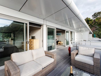 Generous, Modern, Immaculate, Quayside Perfection