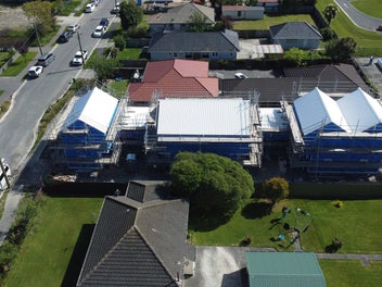 $15,000 cash back 2 Beds 2 Bathrooms & Garaging!!