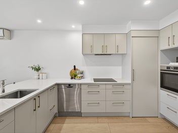 Inner City Living, Architectural Edge