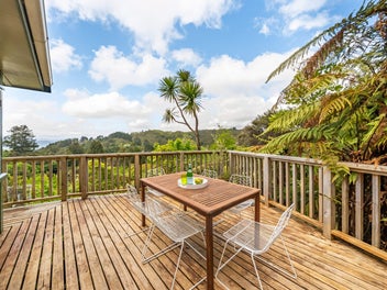 Vacant and Ready for You! - Privacy, Bush, Views