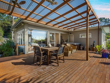 Ignore the CV. Owner is Relocating.