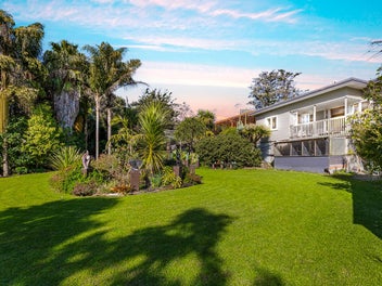 Ignore the CV. Owner is Relocating.