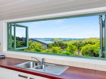 DISCOVER YOUR PERFECT RETREAT