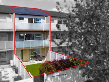 Welcome to the Ultimate in Modern Family Living