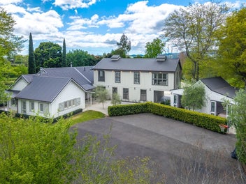 Rural Luxury in Clevedon’s Equestrian Heart