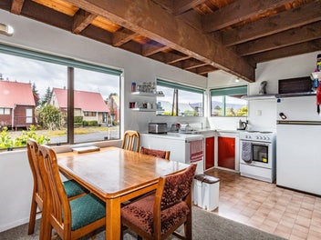 Mountain escape - act fast!