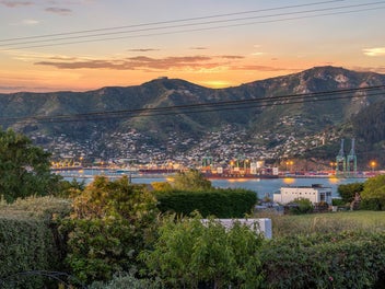 Coastal Living & Committed to Sell!