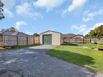 YOU COULD BE SO LUCKY!!