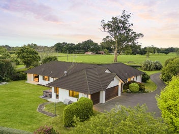 Discover Refined Country Living in Tamahere