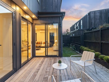 Point Chevalier | Professionals Real Estate