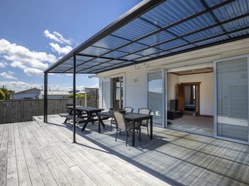 OH LÀ LÀ, WELCOME HOME