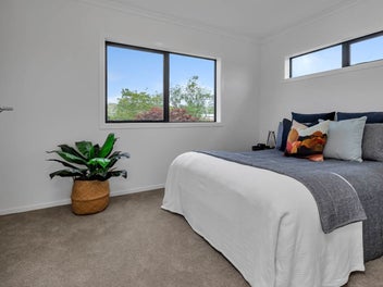 Freehold Townhouses - Prime Location