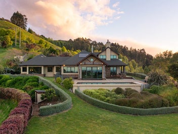 Warmth, Character and Views to Last a Lifetime