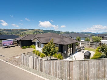 Private, Parking Galore, No Grass, North-facing