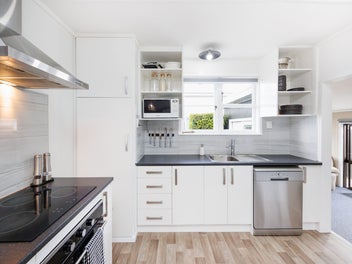 Roslyn - First Home Buyers & Investors!