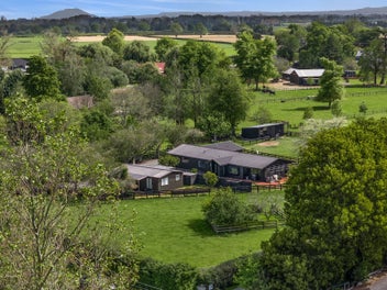 Dual dwellings, prime location