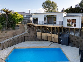 Executive Entertainer’s Dream with Pool!