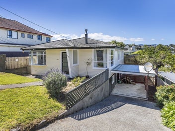 Family Living in the Heart of Miramar