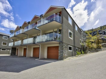 Lakefront Living with Investment Appeal