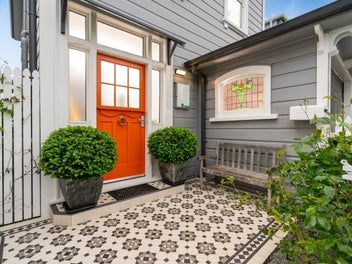 QUEEN STREET'S JEWEL IN THE CROWN